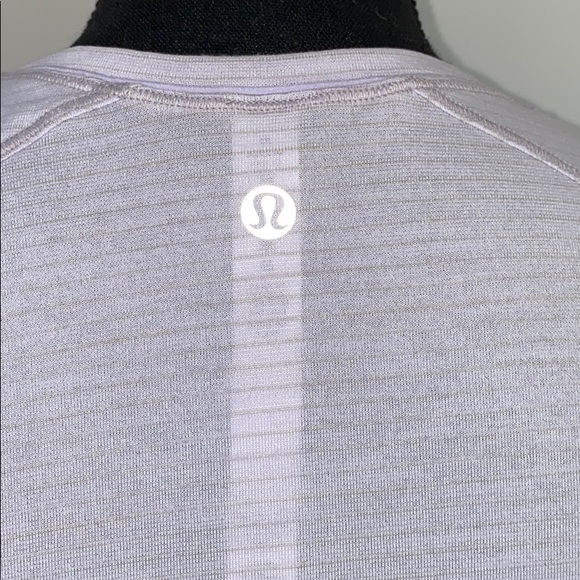 Lululemon another mile short sleeve - Picture 3 of 4